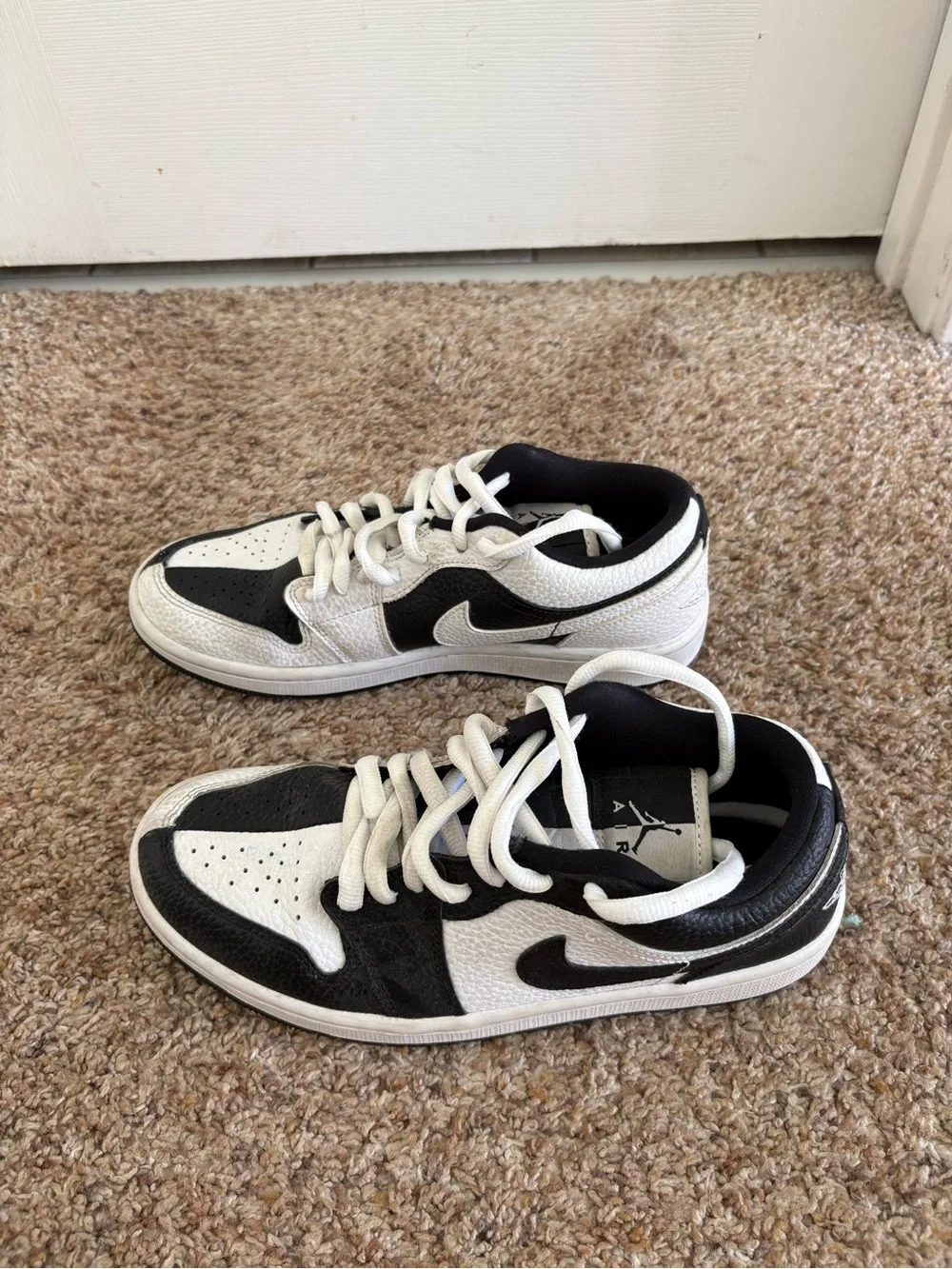 Nike Black and White Low-Top Sneakers